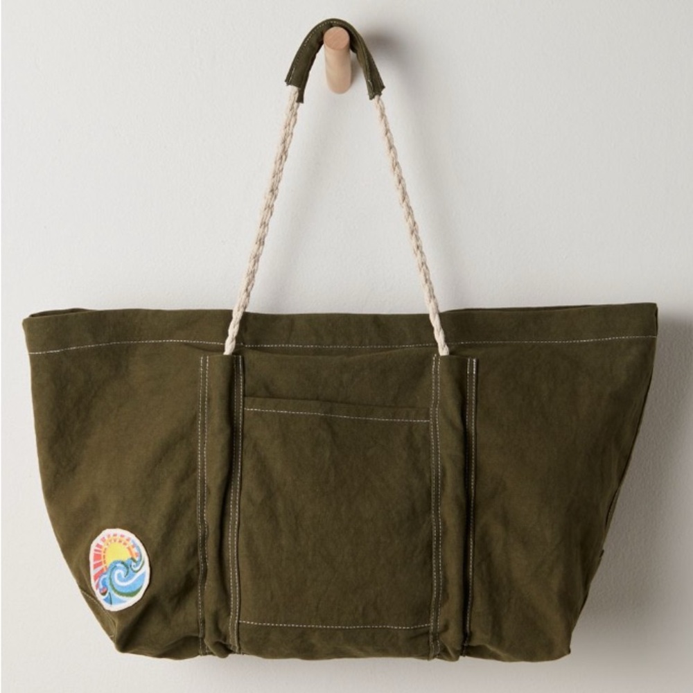 NWT Free People Been There Badge Tote Bag - Picture 5 of 9